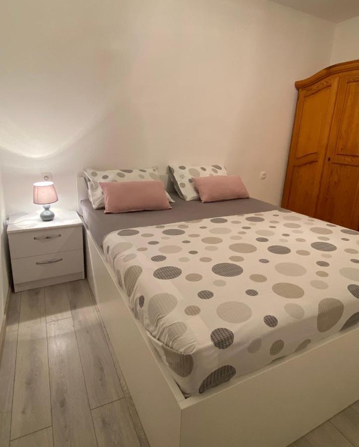 City Apartment Domagoj Omiš Dış mekan fotoğraf